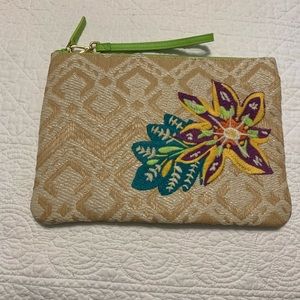 NWOT Vera Bradley Clutch